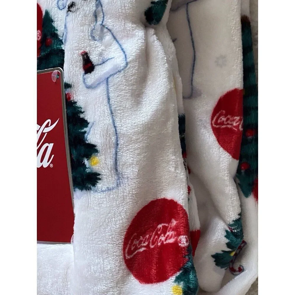 Coca Cola Velvet Soft Throw Blanket 60 X 70”‎ Bears W/Bottle Christmas Tree NEW